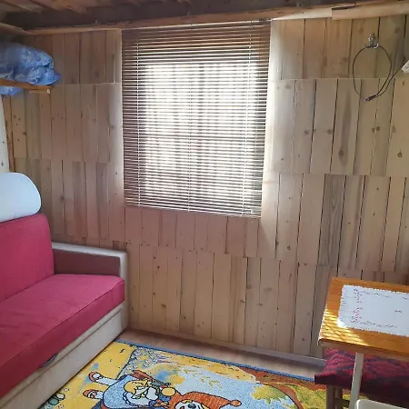 Planinska Bajka Pogodna Za Dnevne Boravka I One Koji Se Vole * Olovo (Zenica-Doboj)