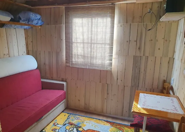 Planinska Bajka Pogodna Za Dnevne Boravka I One Koji Se Vole * Olovo (Zenica-Doboj)